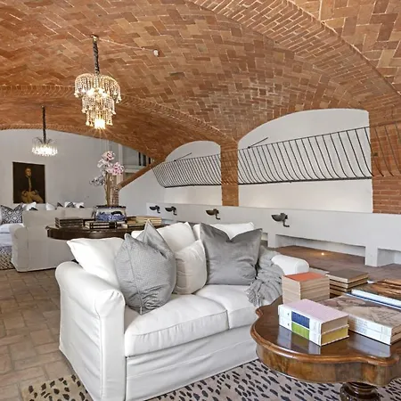 La Casa Dei Fortunati * Montemagno (Piedmont)